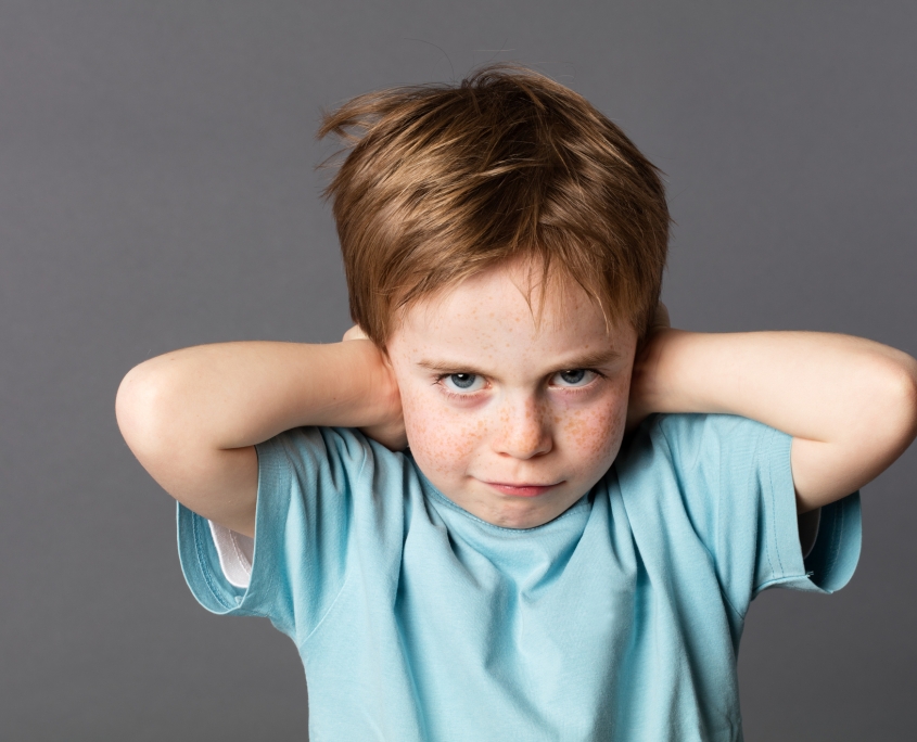 Perchè mio figlio si comporta male: Tecniche educative per i comportamenti problematici